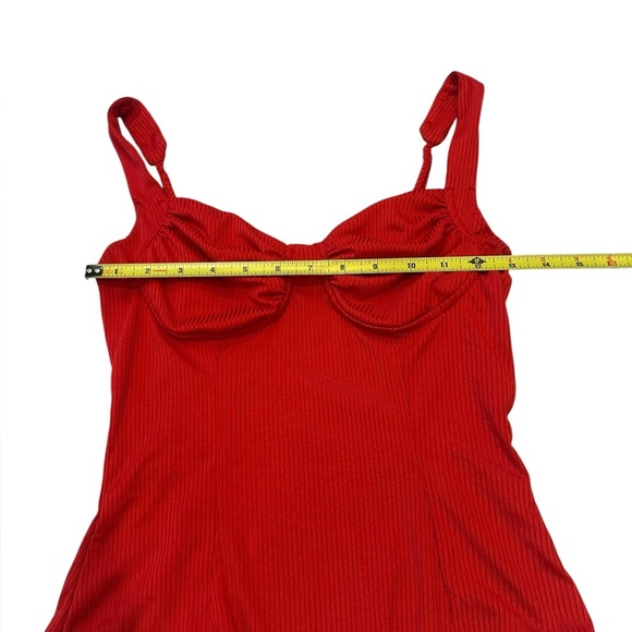 Jun & Ivy Red Bodysuit - Picture 9 of 10